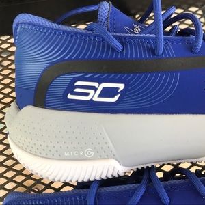 Steph Curry Under Armour SC 3ZER0 Basketball shoes